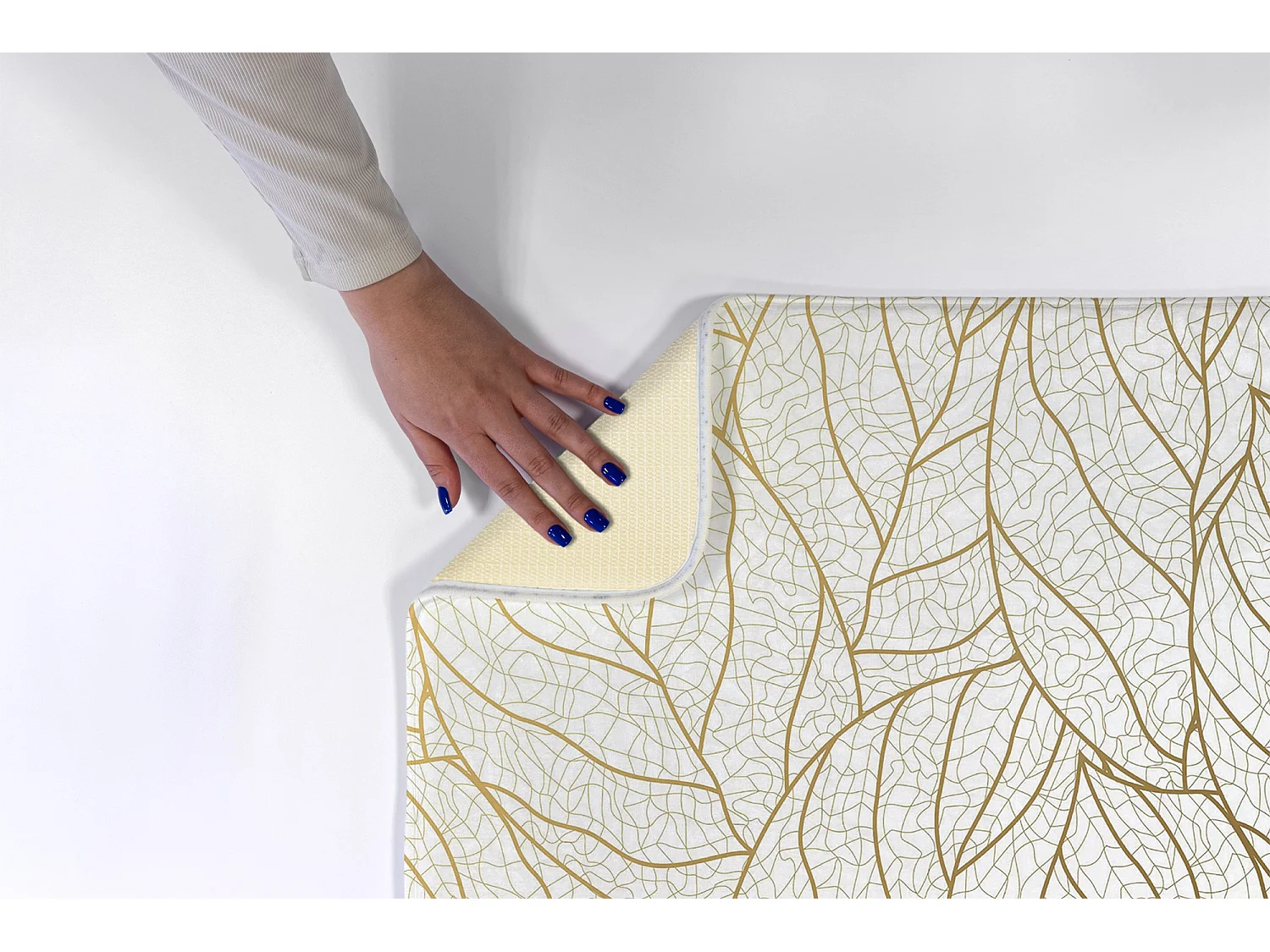 Tapis pour la chambre, 90x60 cm Feuilles contours Tapis tendance pour la chambre ou le salon.