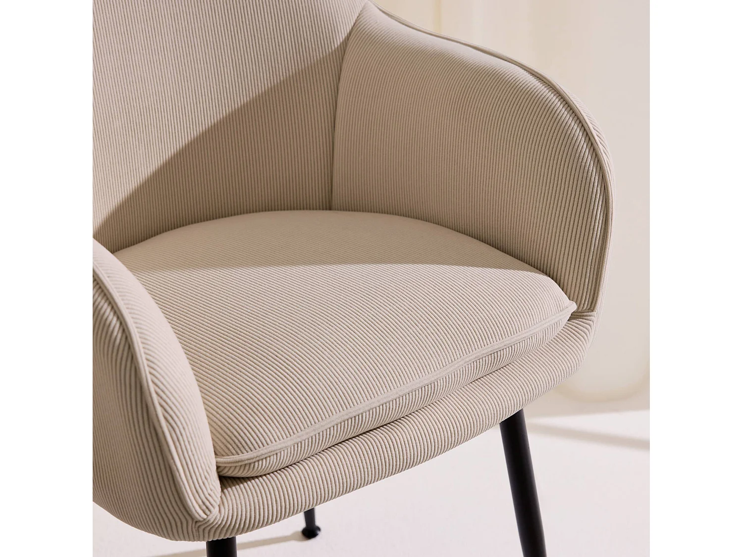 Set 4 poltrone in velluto a coste con gambe in metallo, Shella velluto, Beige, 57x59x84.5 cm