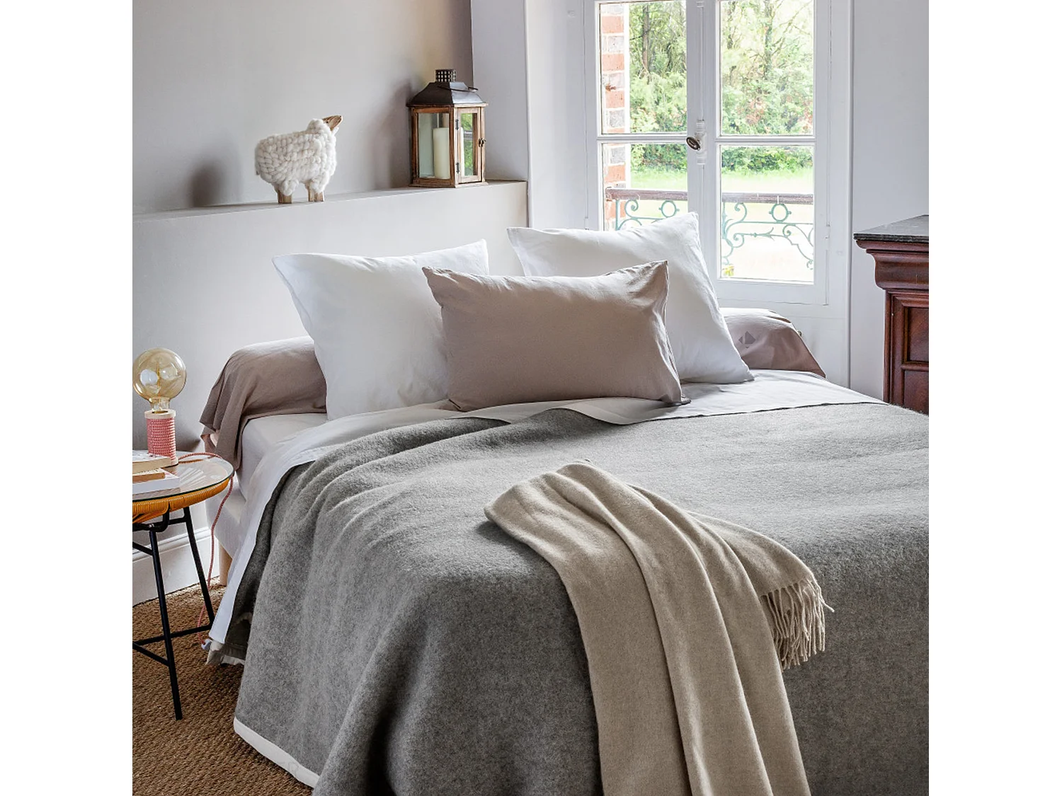 Couverture 100% pur laine vierge 240x260 cm PASTORALE blanchie