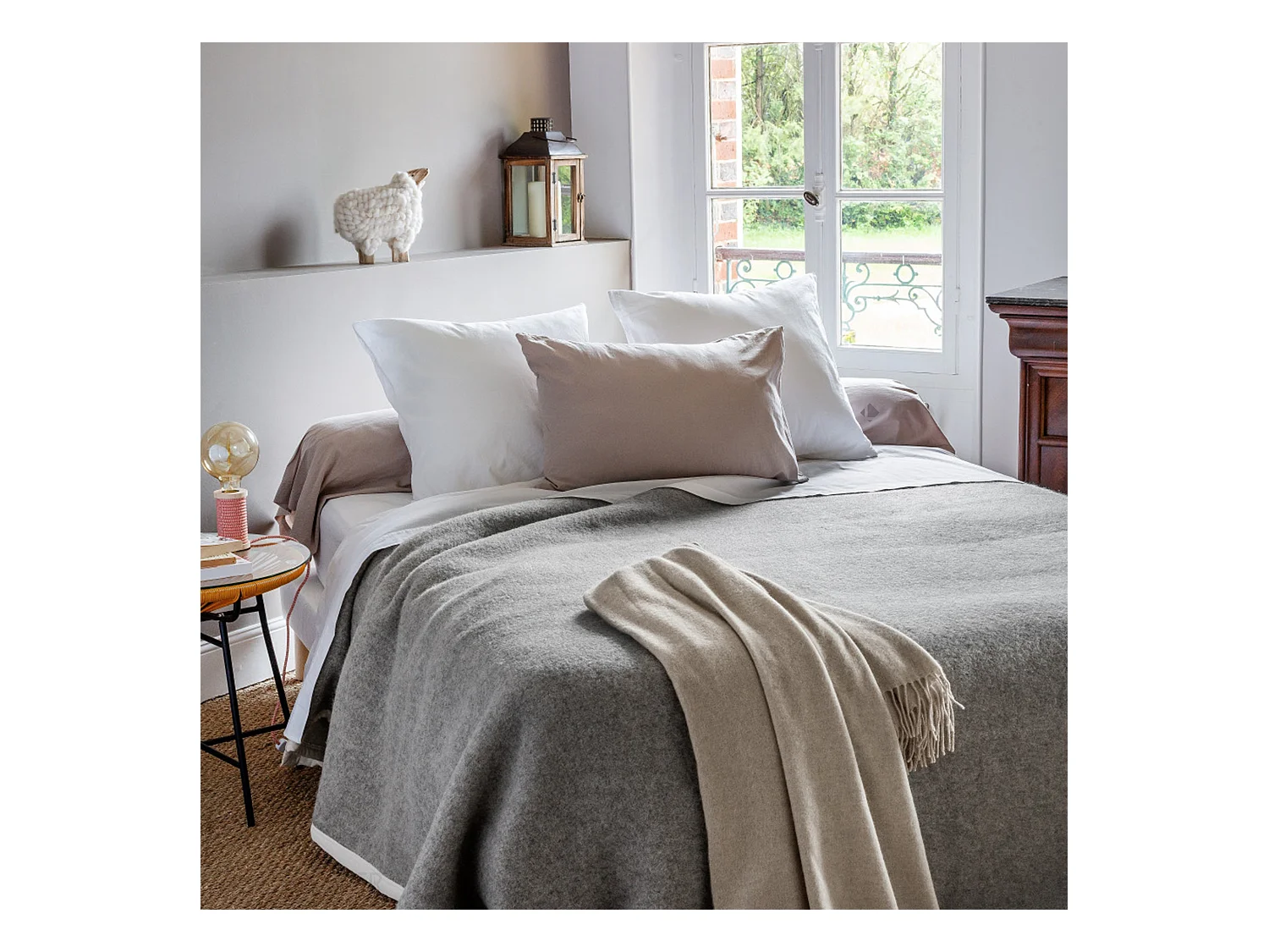 Couverture 100% pur laine vierge 240x260 cm PASTORALE blanchie