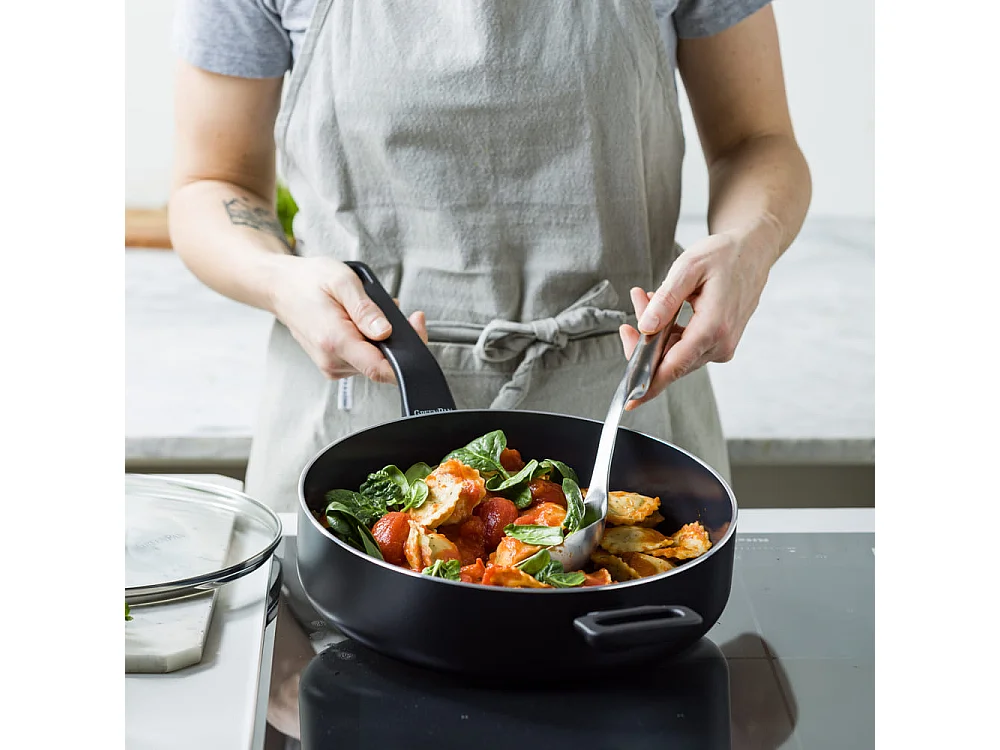 Sauteuse avec couvercle Essence 28 cm