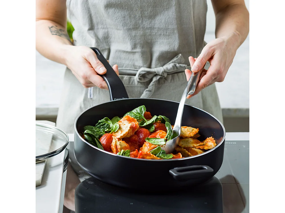 Sauteuse avec couvercle Essence 28 cm