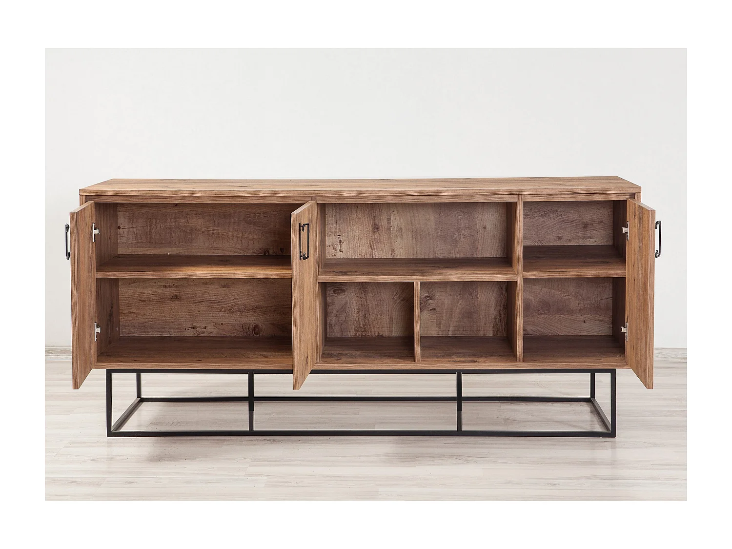 Buffet bas 3 portes et 3 étagères Feneta 180cm Métal Noir et Bois clair