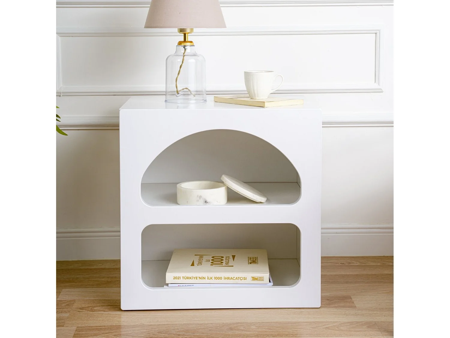 Table de chevet avec niches blanc AMAL