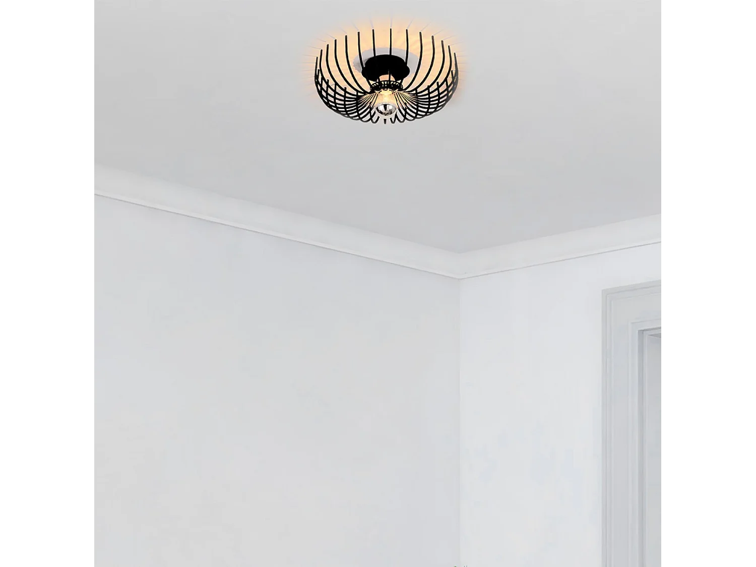 Suspension noire en métal LINDA