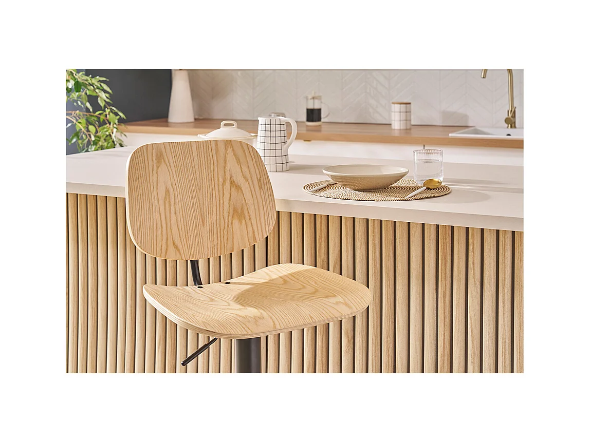 Tabouret de bar relevable bois clair et métal noir TOBIAS