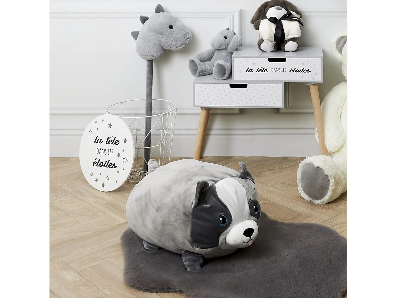 Peluche coussin en polyester personnage chien 30x30 cm collection PETS gris aux yeux bleus