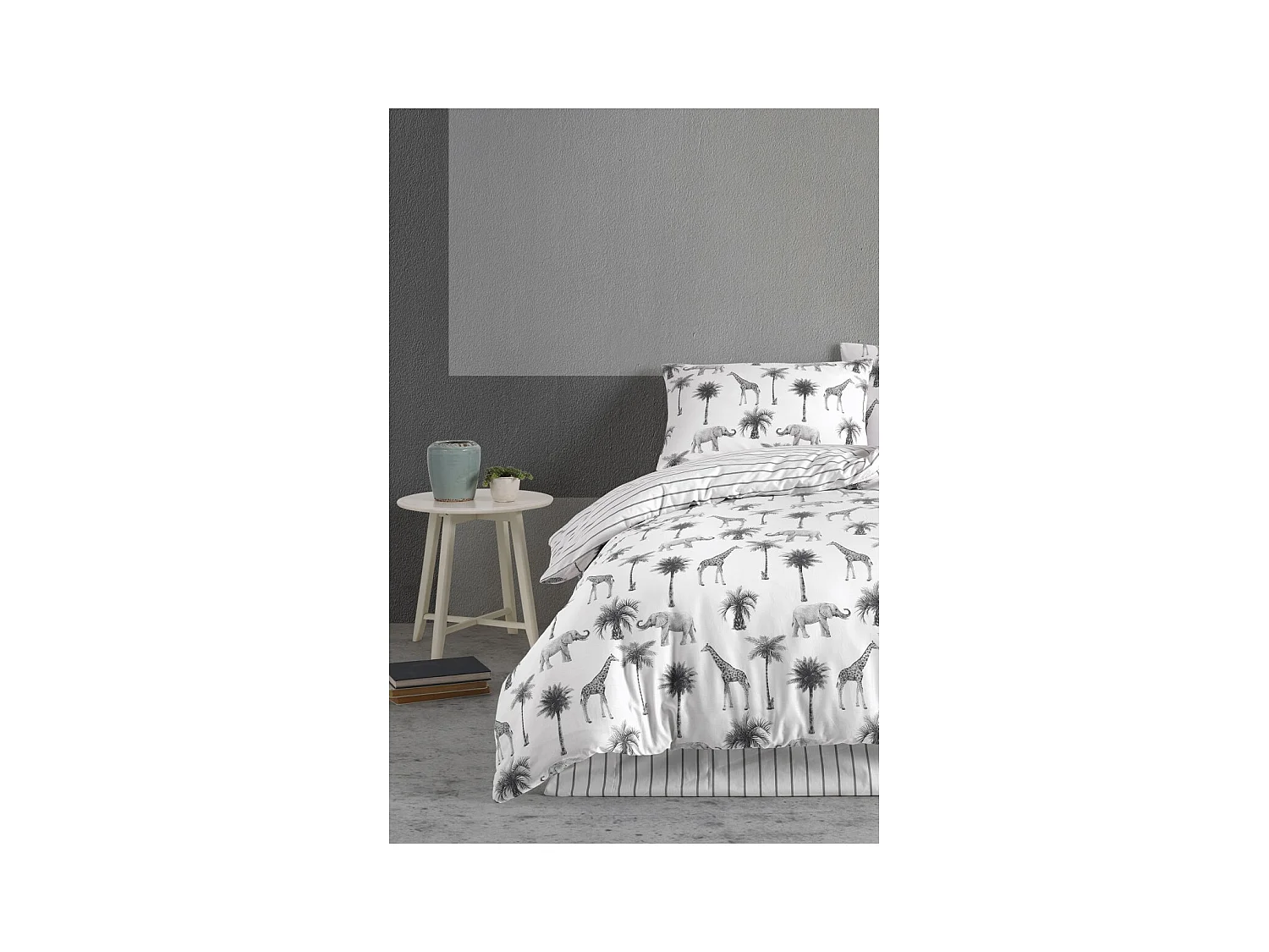 Housse de couette + taie(s) oreiller "Jungle" 100% coton imprimé.