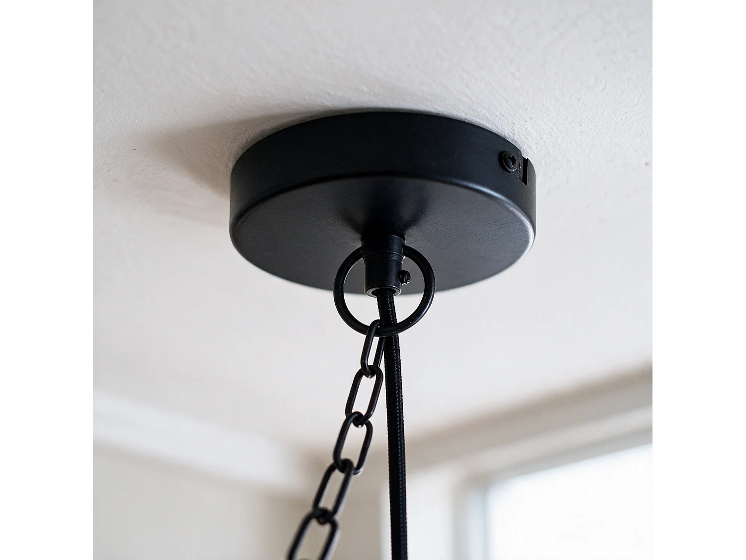 Schwarze und goldene Metallpendelleuchte 74 cm - Pacha
