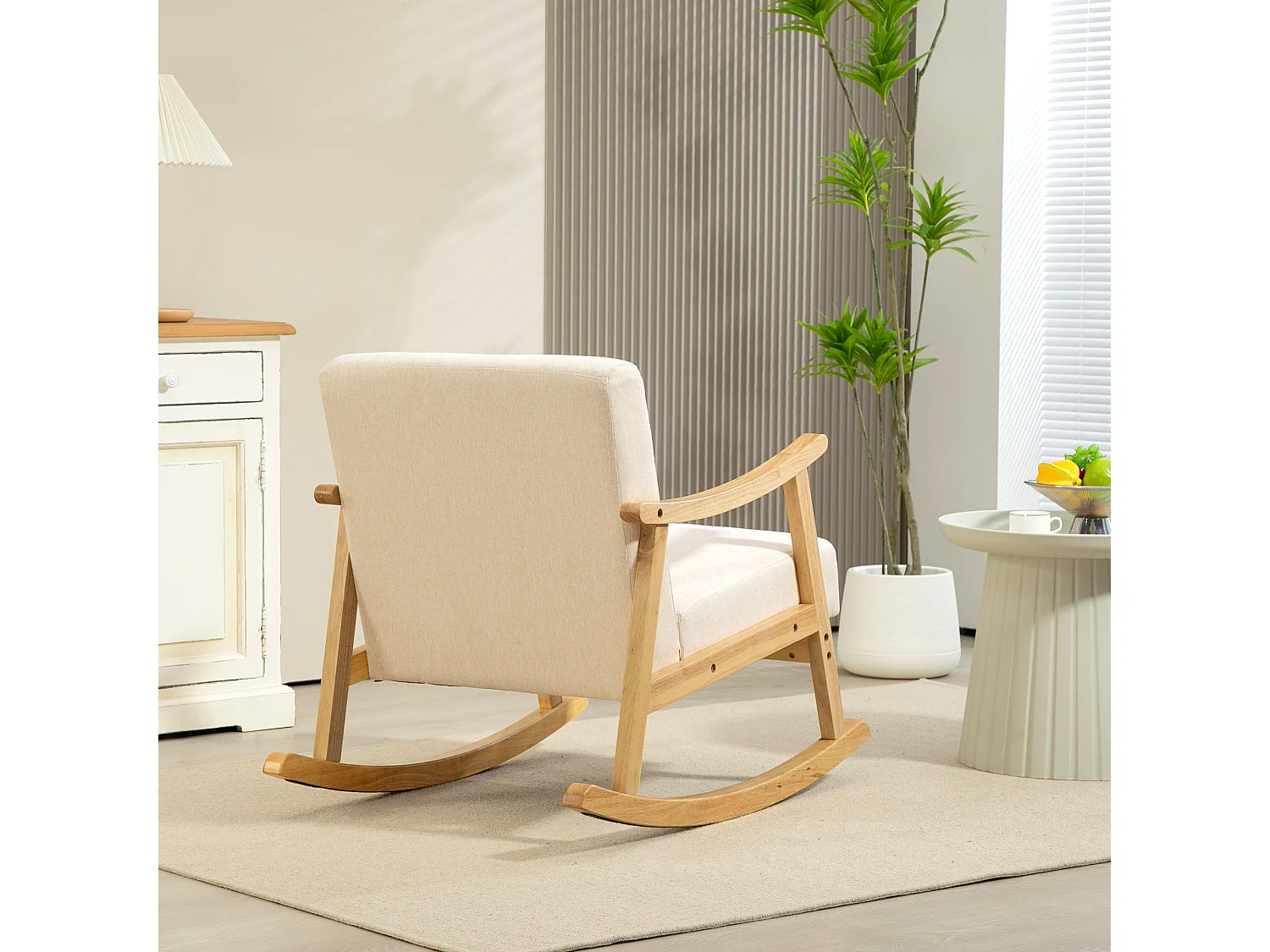 Fauteuil lounge à bascule rocking chair piètement structure bois hévéa épais coussins beige