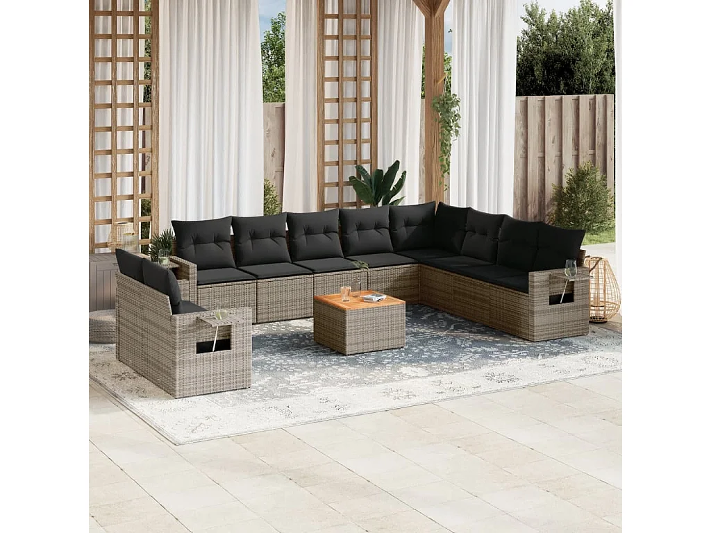 11 muebles de jardín con cojines de resina tejida en gris.