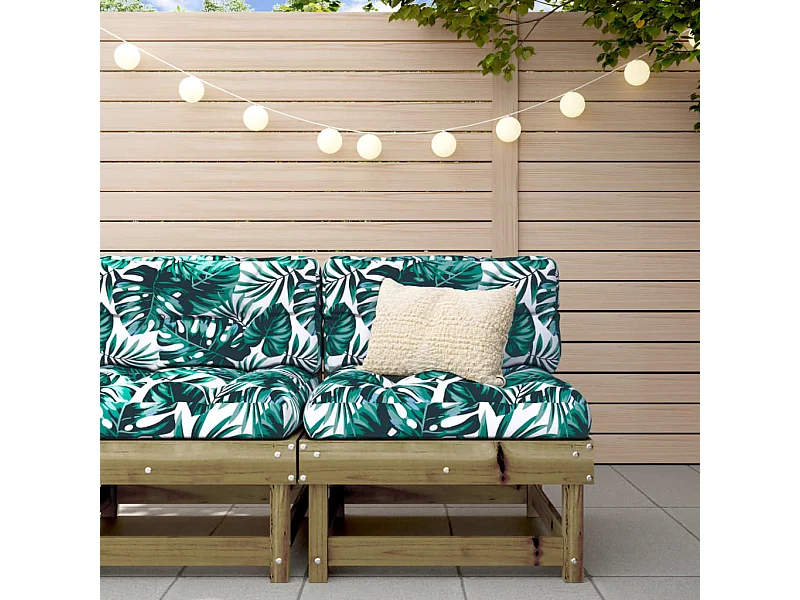 Zentrales Gartensofa aus imprägniertem Kiefernholz