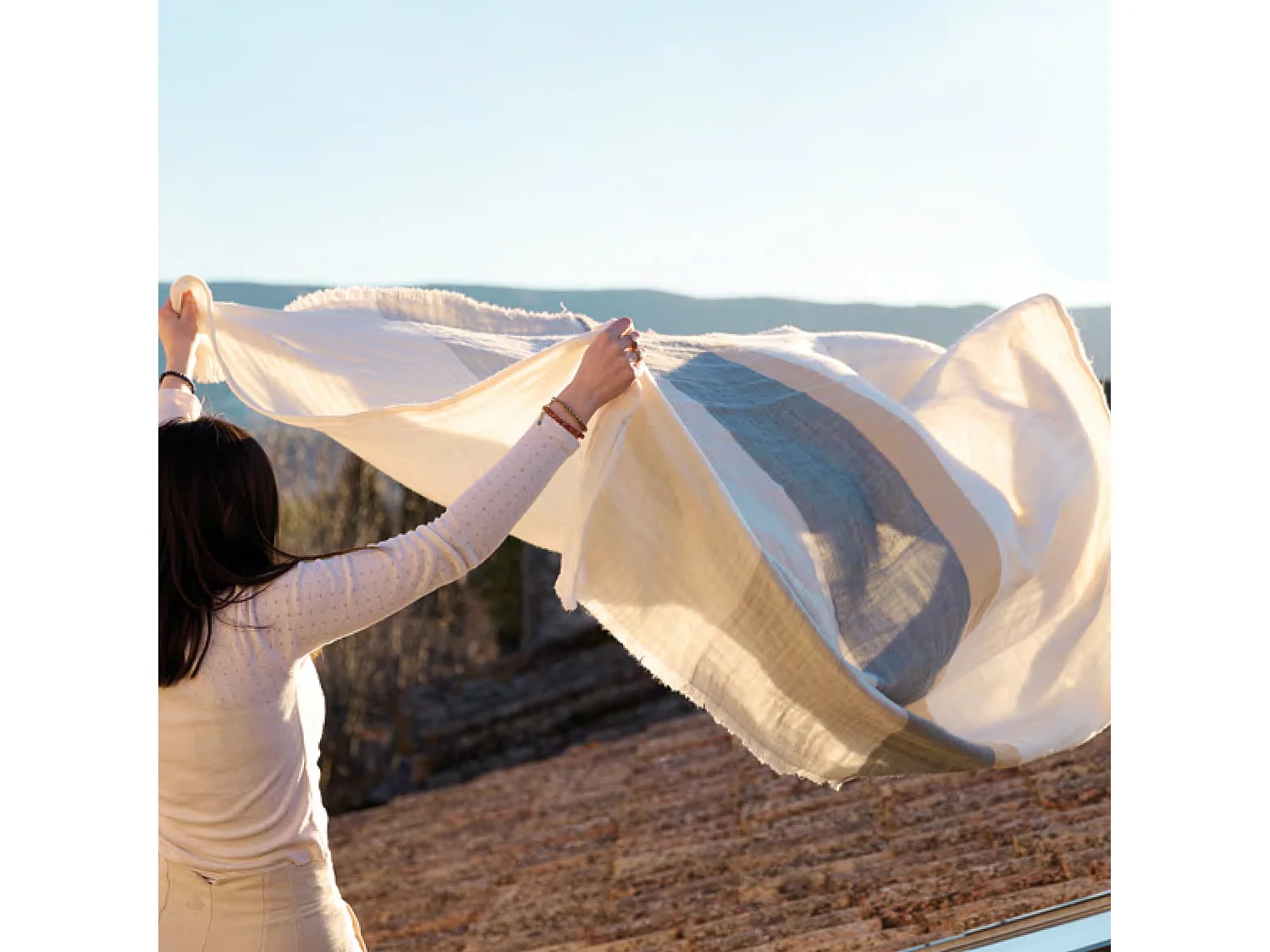 Plaid franges 150x180 cm LUANDA coton et matières mixtes naturel camel