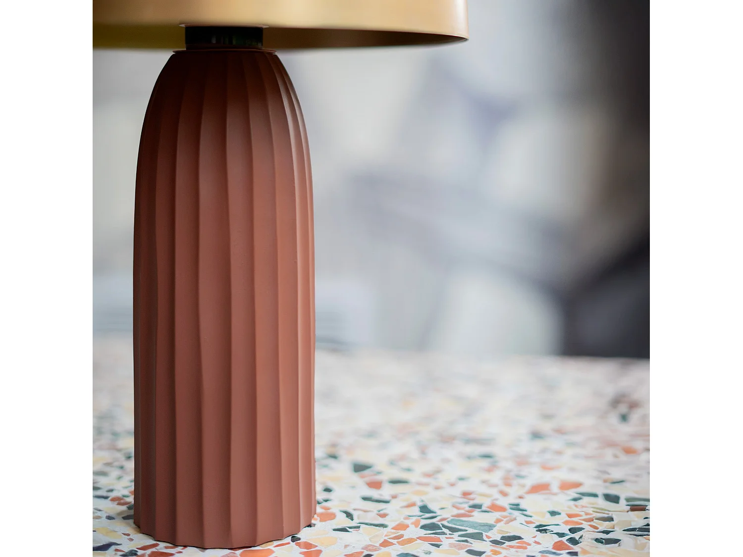 Lampe en métal terracotta et doré - Joy