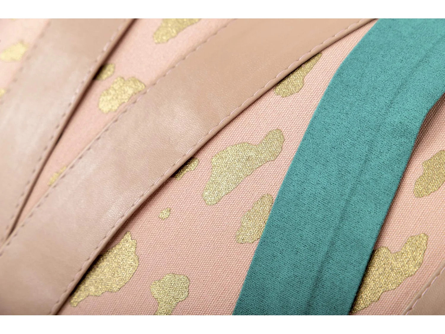 Cojin Poliester  53x13x33 Cm