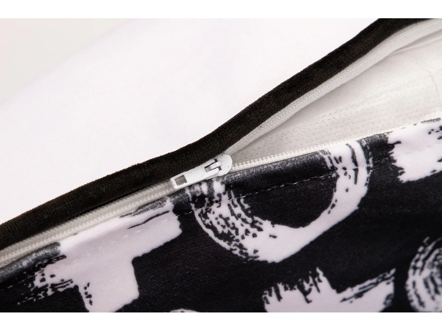 Cojin Velvet Mujer Gemetrico 45x13x45 Cm