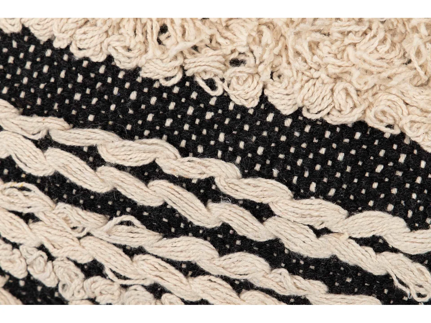 Cojin Tejido A Mano 45x12x45 Cm