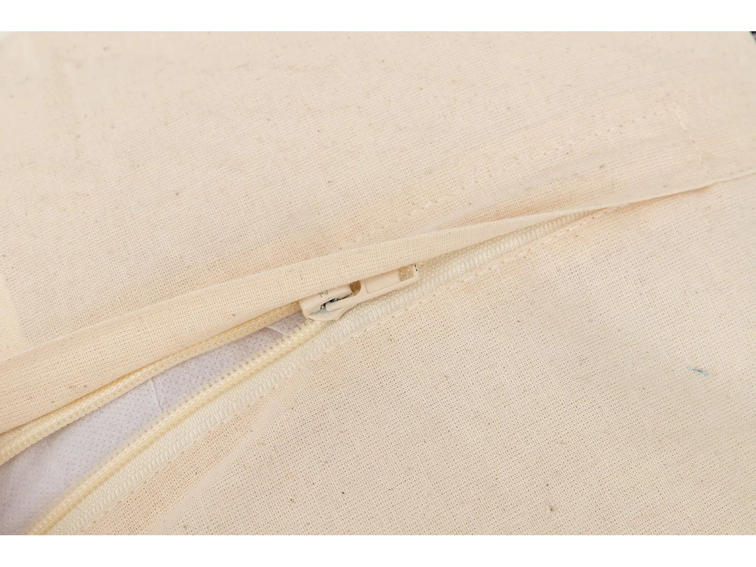 Cojin Tejido A Mano 45x12x45 Cm