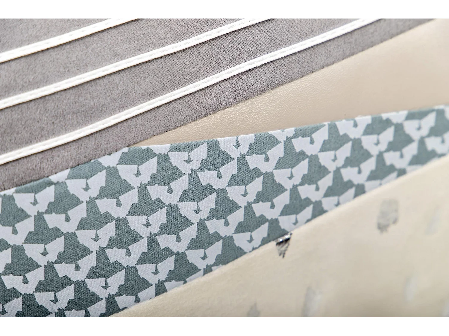 Cojin Poliester  53x13x33 Cm