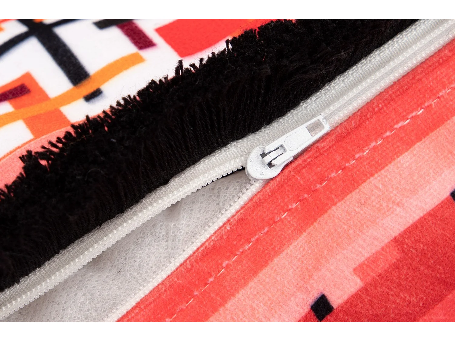 Cojin Classic Geometria Flores Velvet 60x13x45cm