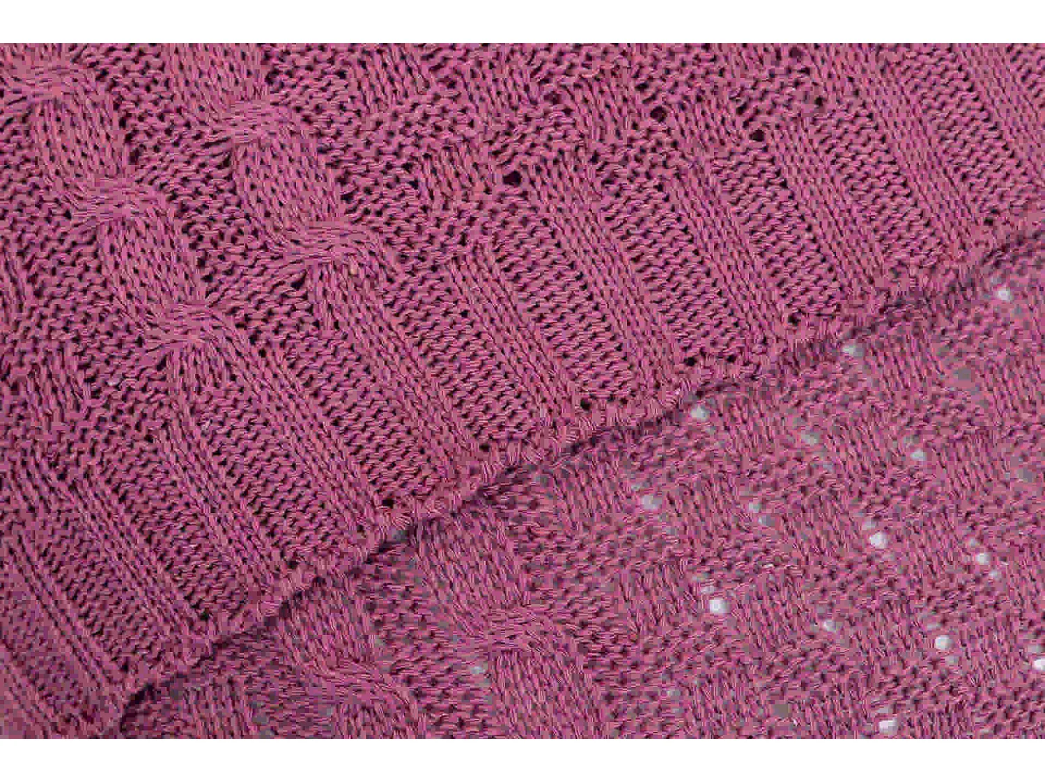 Cojin Hilo Borlones Berenjena 50x15x50 Cm