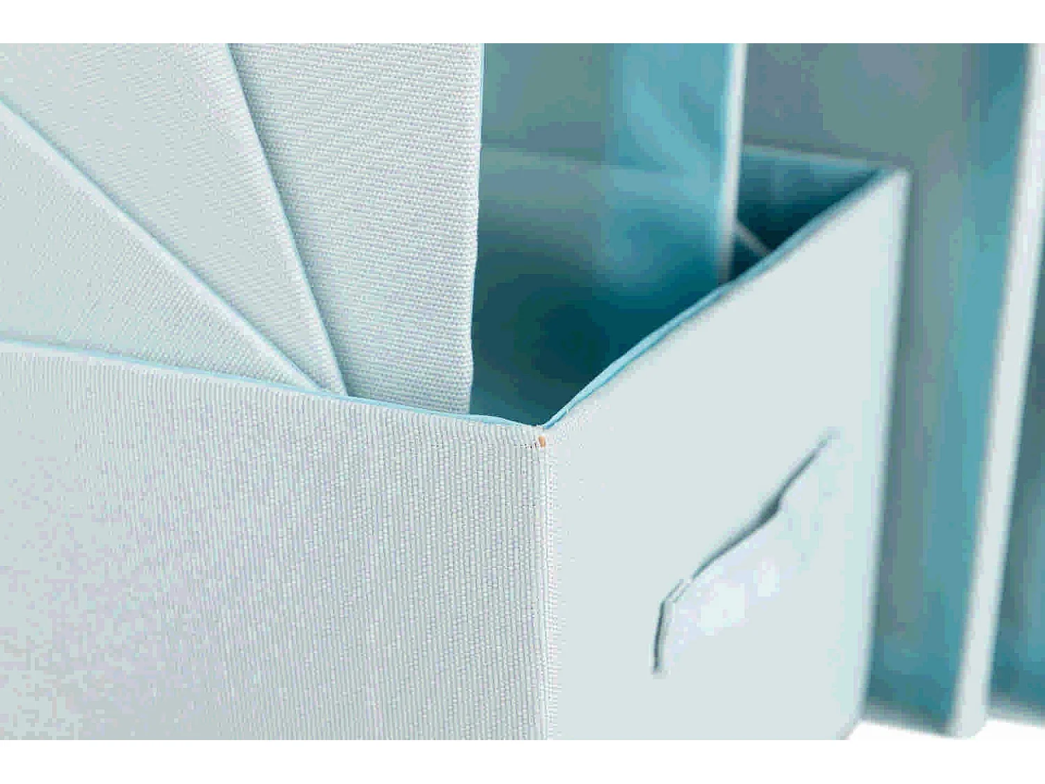 Set 4 Boxes 40x30x20/36x26x18/32x22x16/28x19x14 Cm