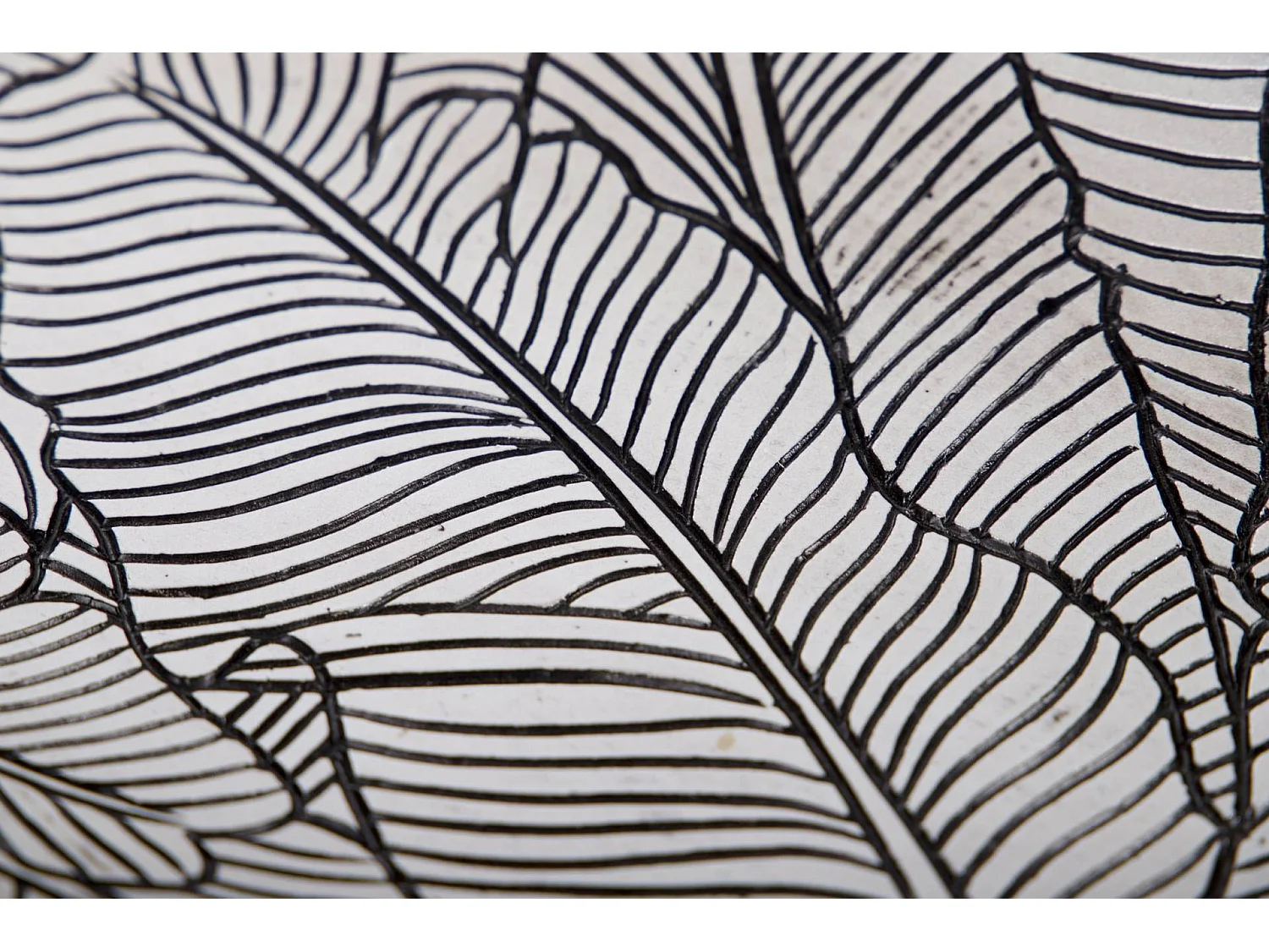 Centro Resina Blanco / Negro 49x20x6 Cm