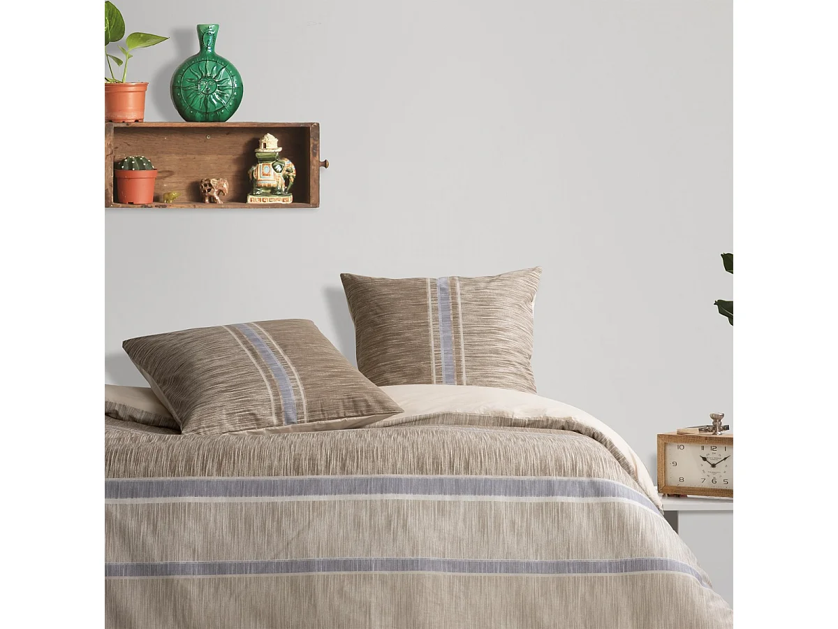 2 persoons beddengoed 200x200 cm+2 kussenslopen 65x65 cm in katoen