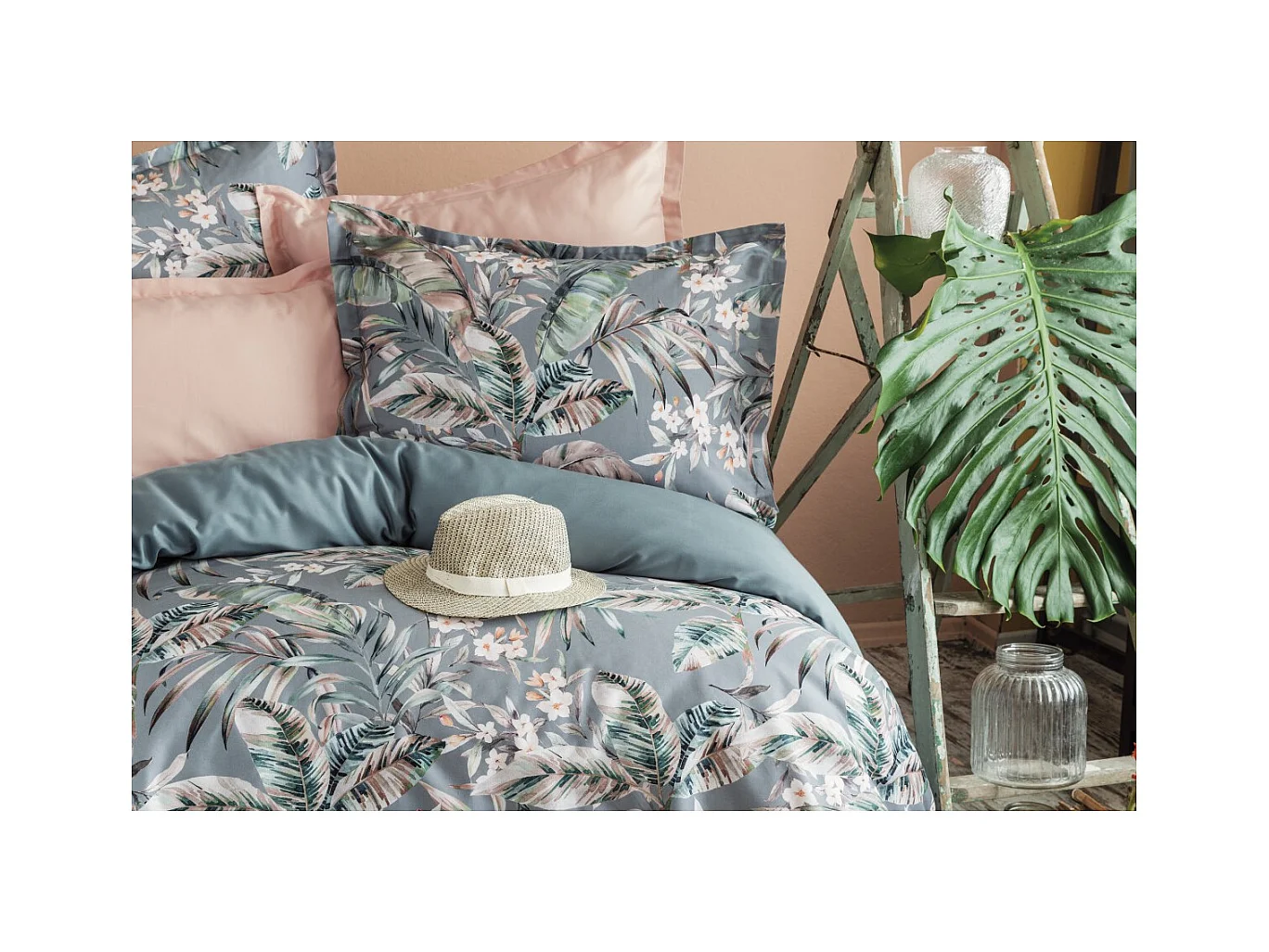 2 persoons beddengoed 240x220 cm+2 kussenslopen 63x63 cm katoensatijn