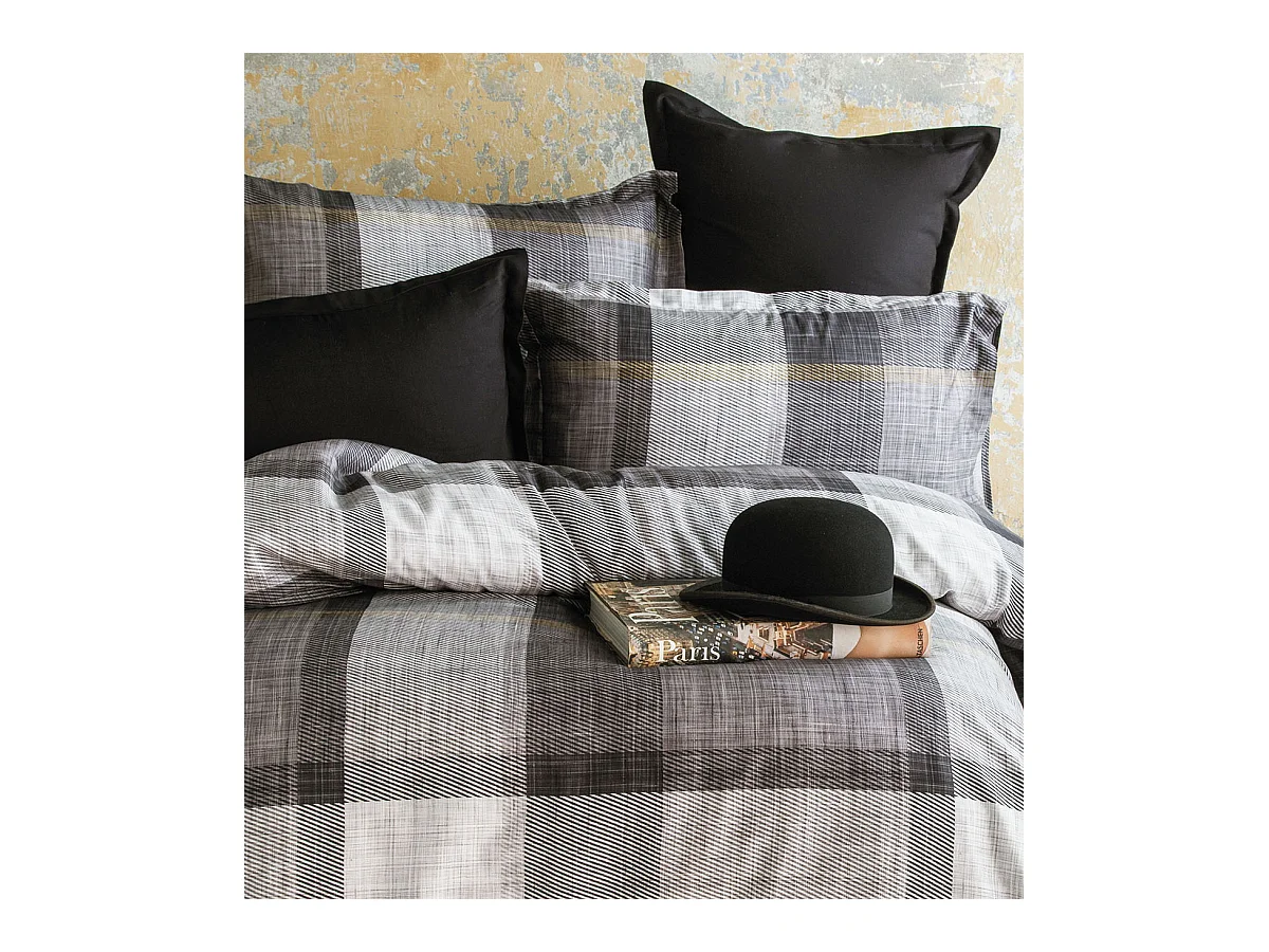 2 persoons beddengoed 240x220 cm+2 kussenslopen 63x63 cm katoensatijn