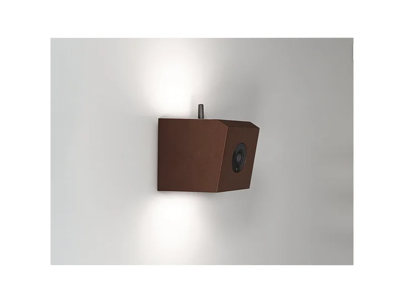 Kinkiet LED o mocy 12 W z kamerą IR 1080P kompatybilną z Tuya, Alexa i Google Home Corten