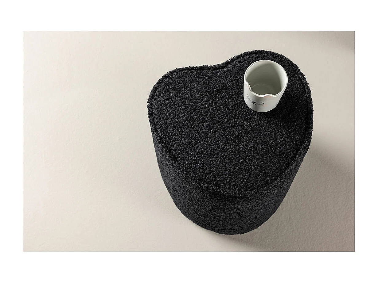 Heart pouf teddy pour enfants noir.