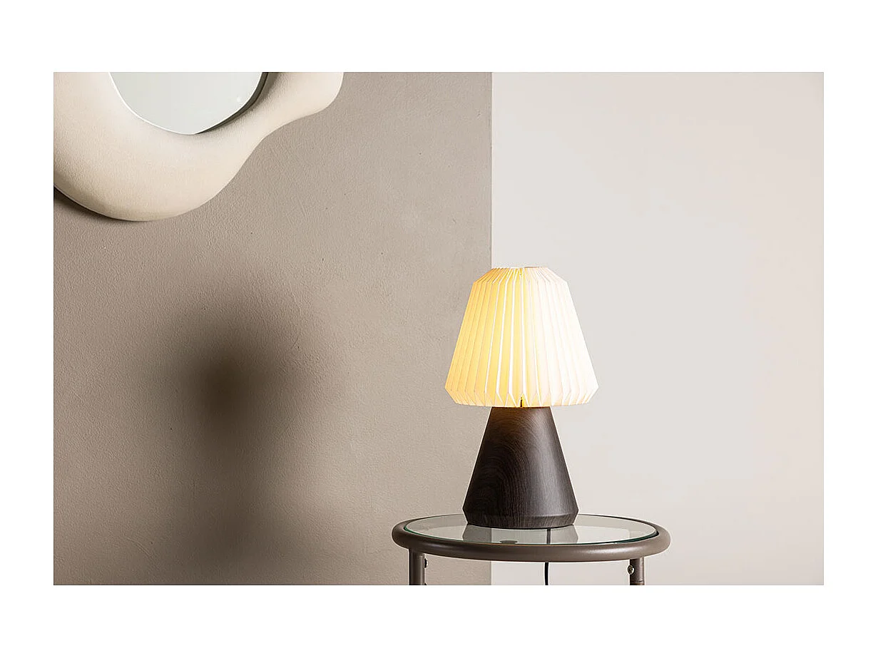Fjällen Tischlampe braun.