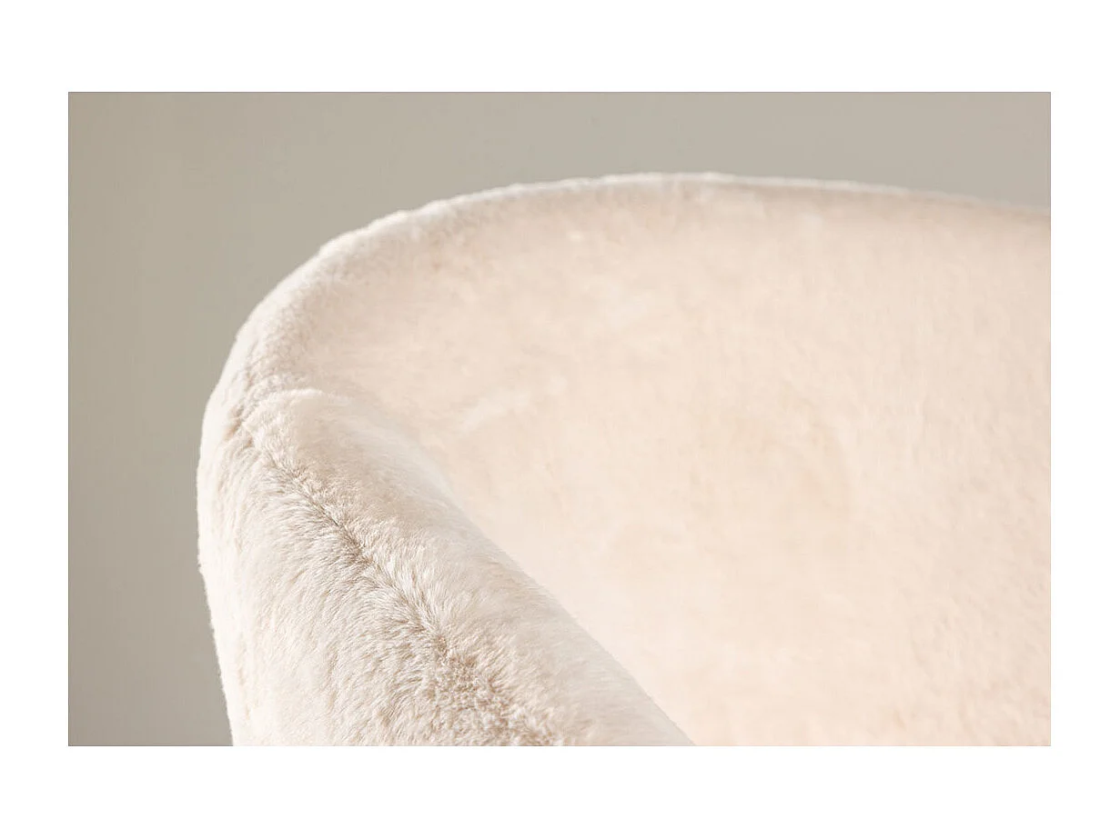 Fauteuil Effet Fourrure "Wanda" 77cm Beige