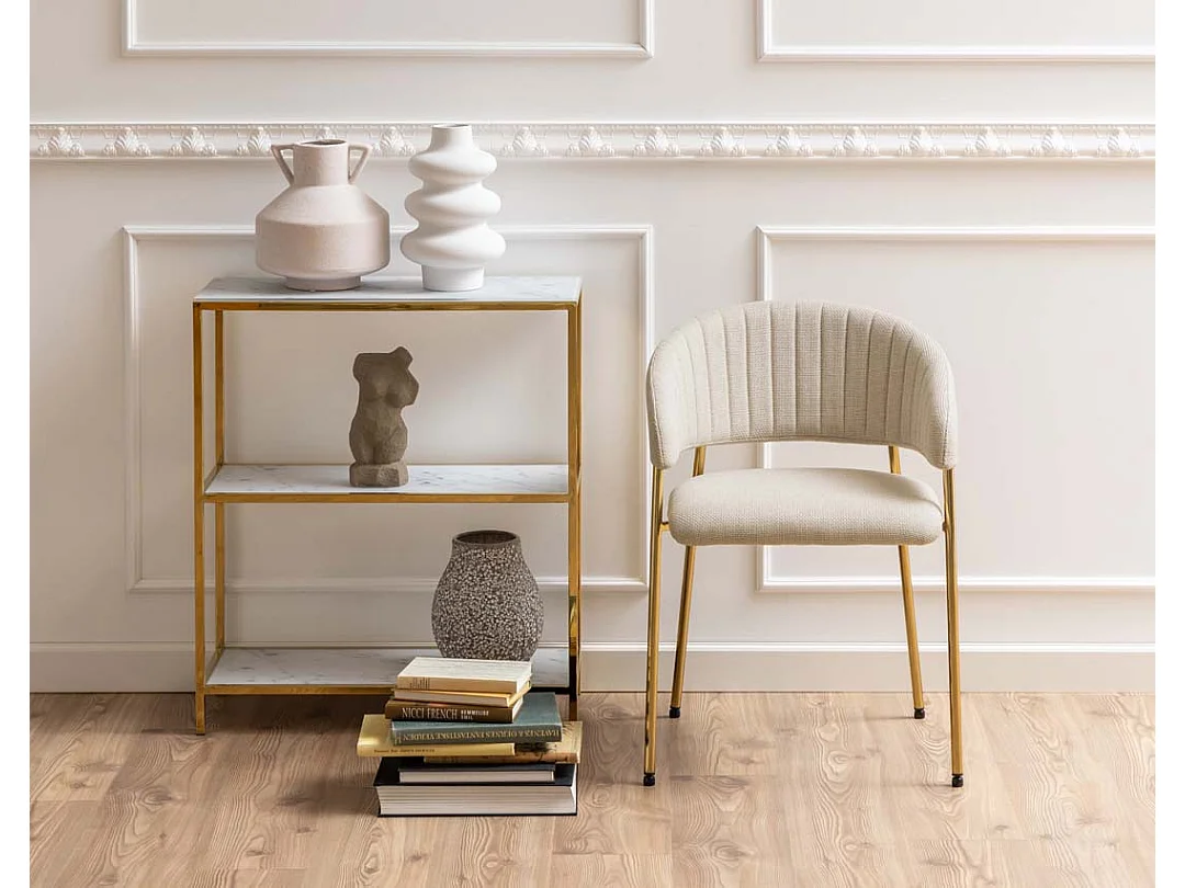 Aporty eetkamerstoel met armleuningen beige.