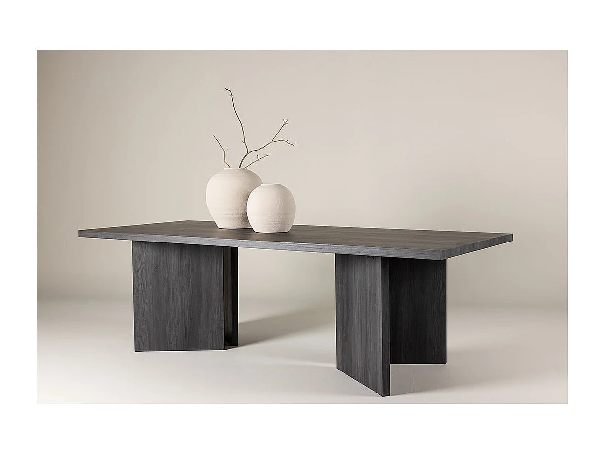 Bassholmen table de salle à manger 100x240 cm noir.