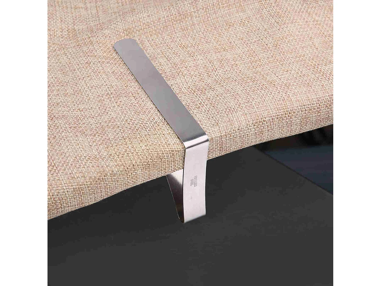 4 pezzi grandi clip per tovaglie in acciaio inox antiscivolo supporto per tovaglie 10,5*7 cm
