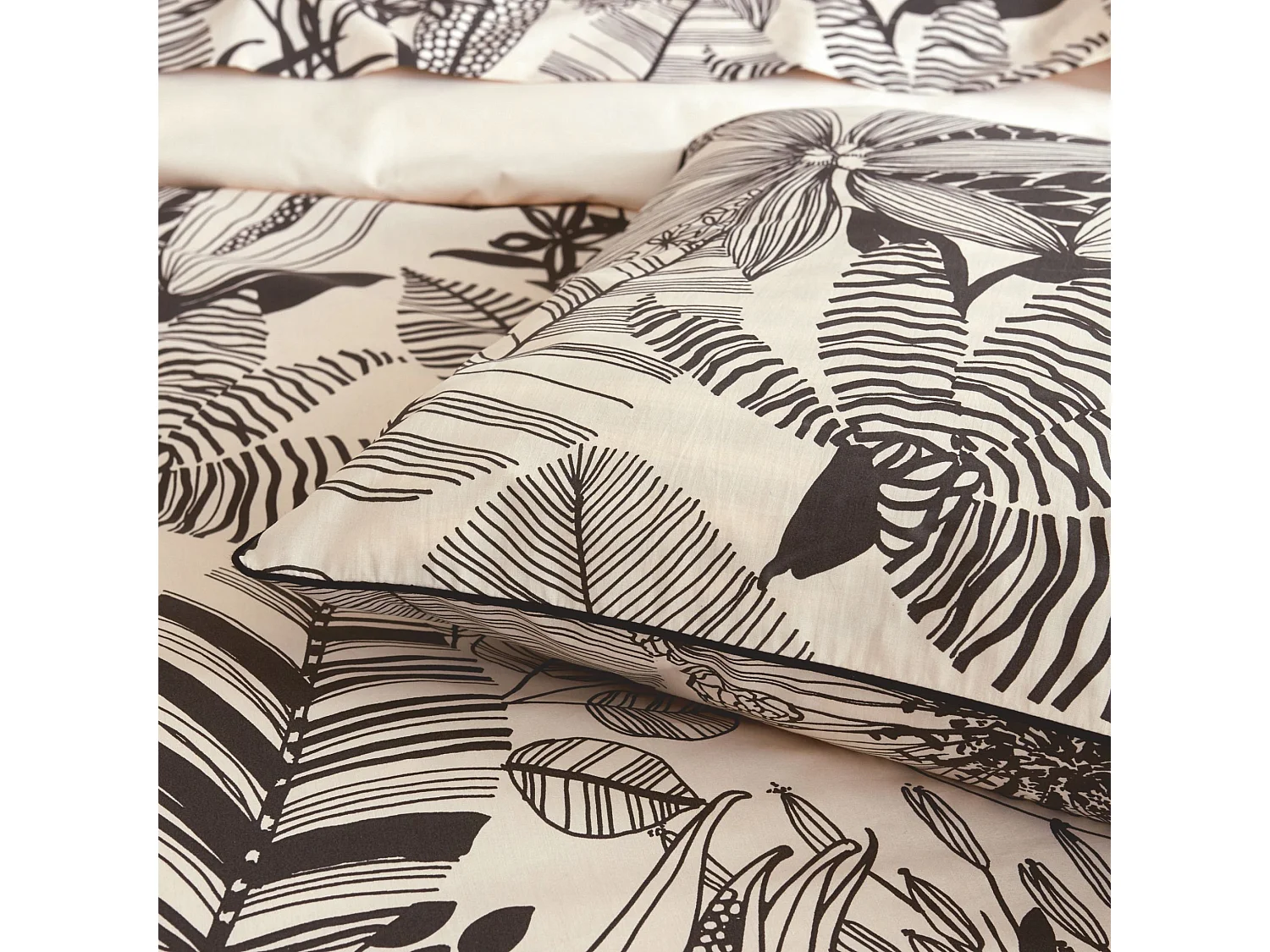 Juego de funda nórdica con estampados negros 240 x 220 cm