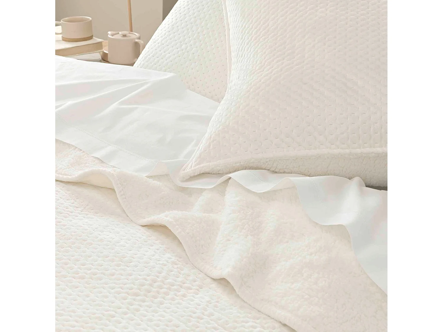 Couvre-lit velours relief/sherpa Mylene Naturel