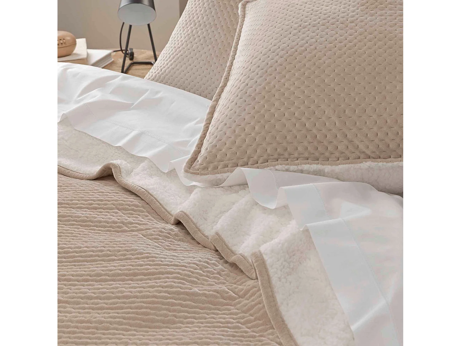 Couvre-lit velours relief/sherpa Mylene Lin