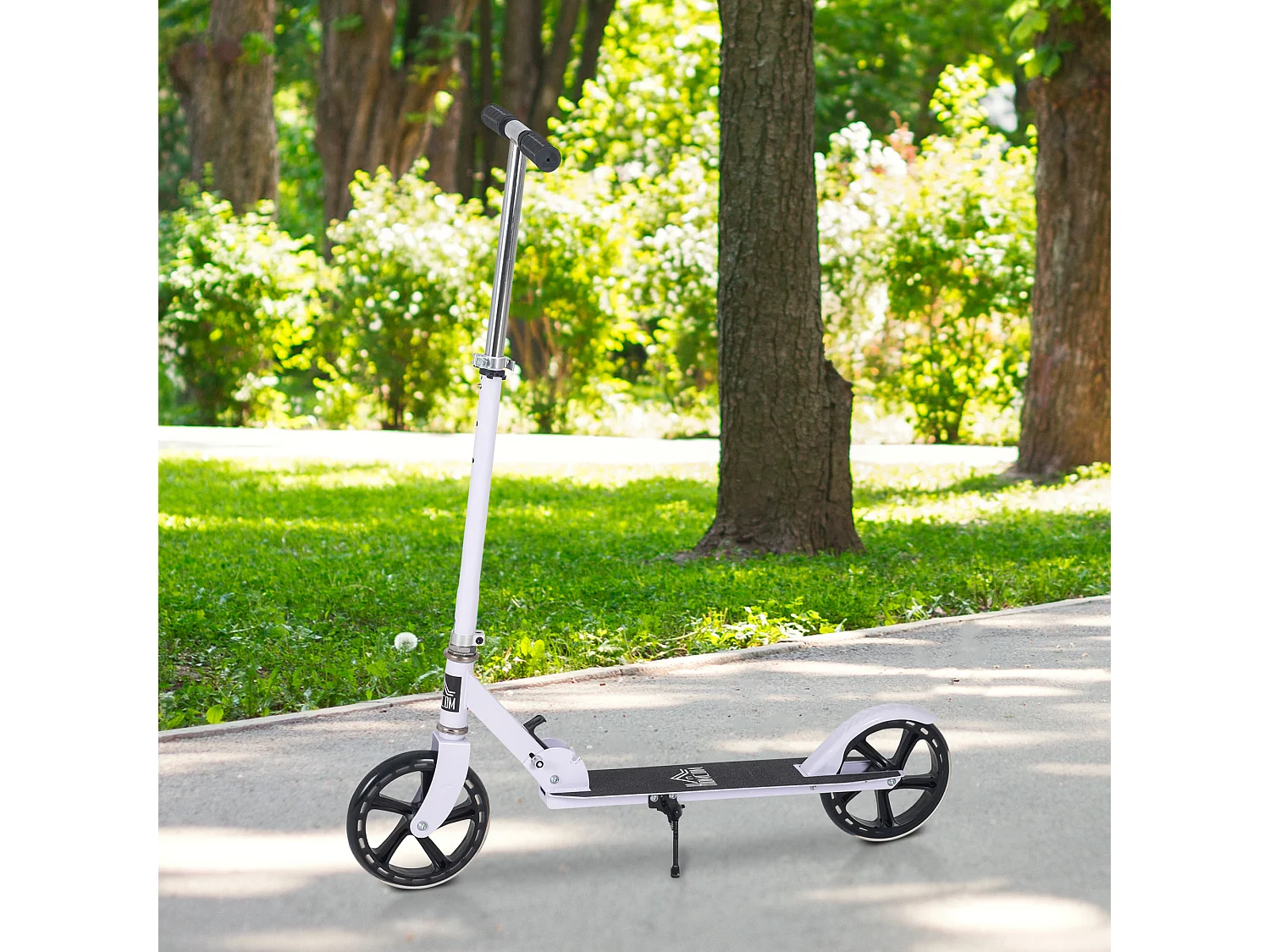 Trottinette pliable hauteur guidon réglable sur 4 niveaux système de freinage arrière blanc dim. 88L x 37l x 75-100H cm