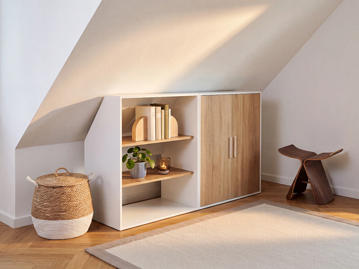 Meuble sous pente 2 portes et 2 étagères - Blanc et naturel - ADEZIO