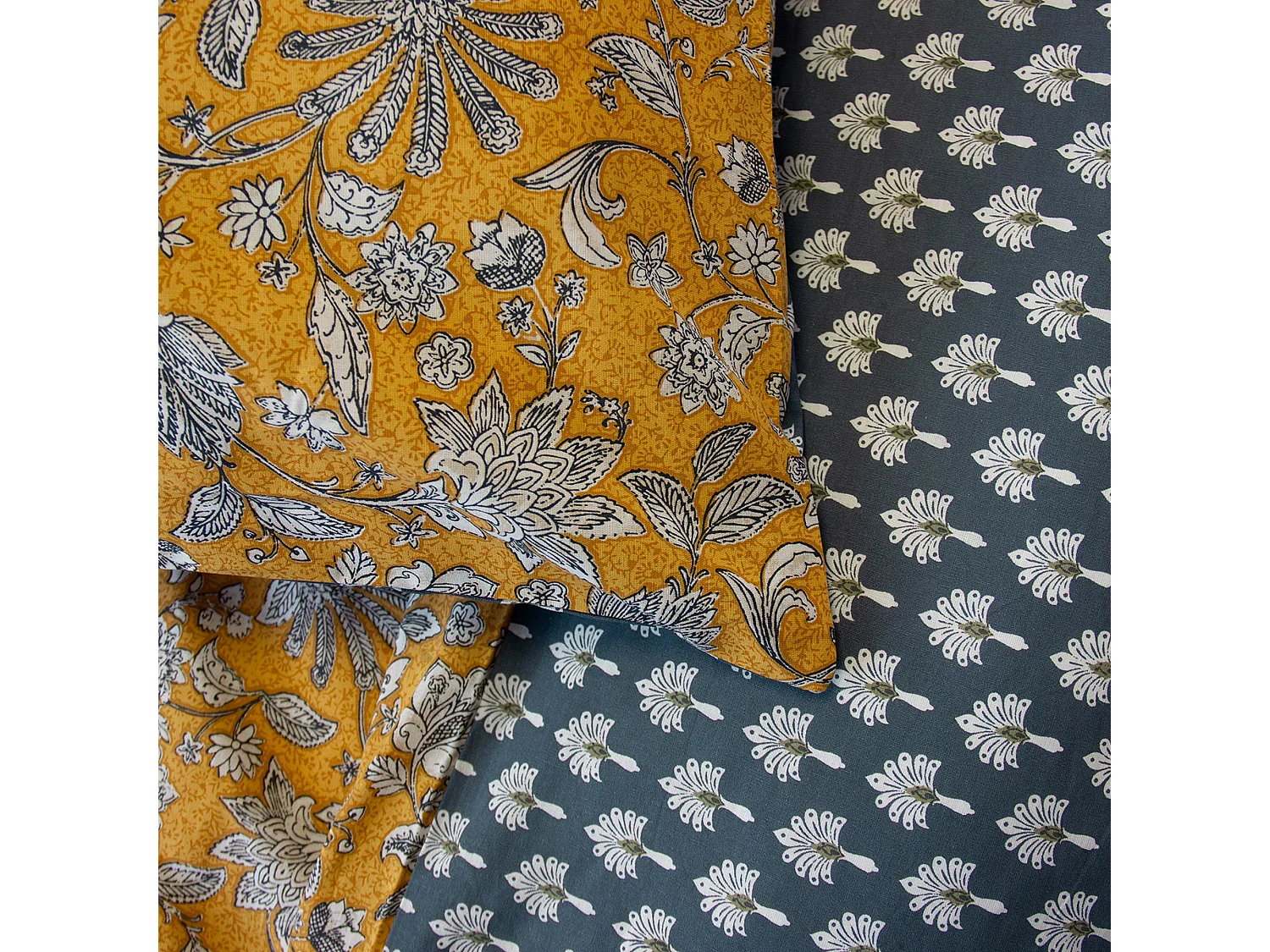 Parure de lit 260x240 cm pur coton ASCHWINI motif floral jaune 3 pièces