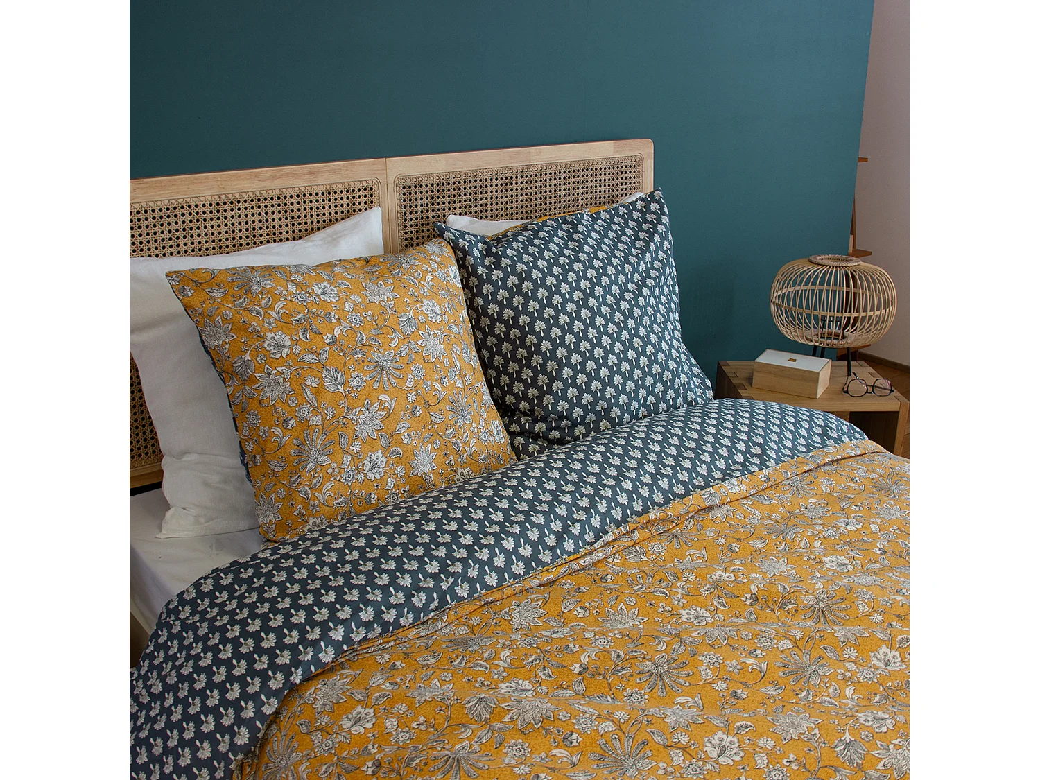 Parure de lit 260x240 cm pur coton ASCHWINI motif floral jaune 3 pièces