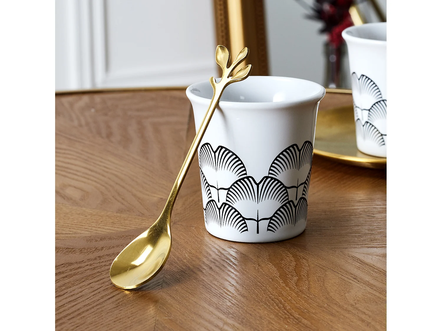Lot de 4 Cuillères à Café - HOME DECO FACTORY - Feuille Doré - Élégantes - Or
