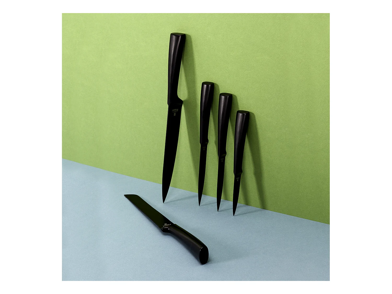 Couteau A Pain Acier Inoxydable Noir Lame 20cm Noir