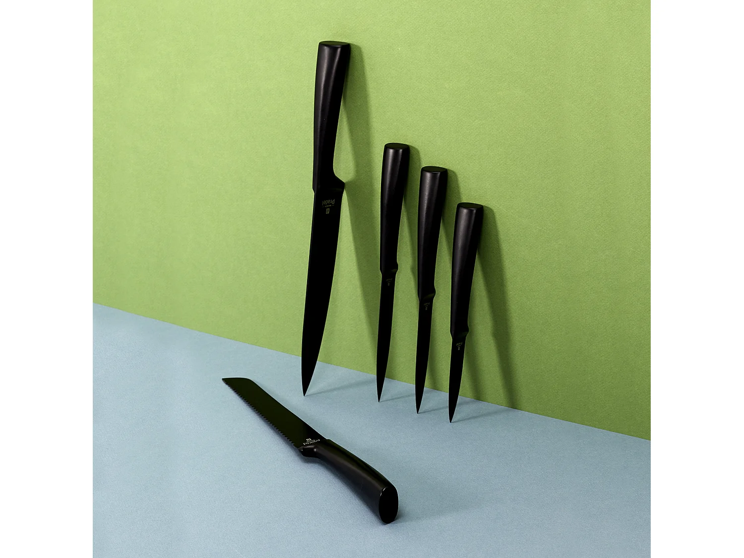 Couteau A Pain Acier Inoxydable Noir Lame 20cm Noir