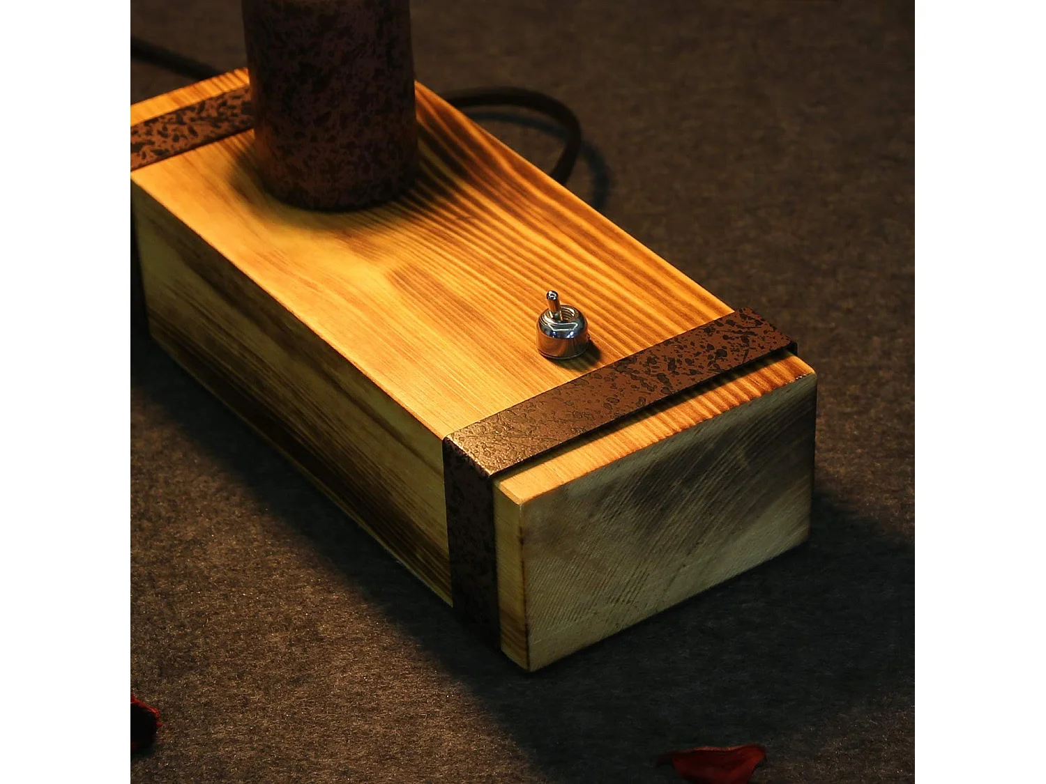 Vintage Tischlampe aus Holz, Retro E27 Nachttischlampe 20cm, Industriestil