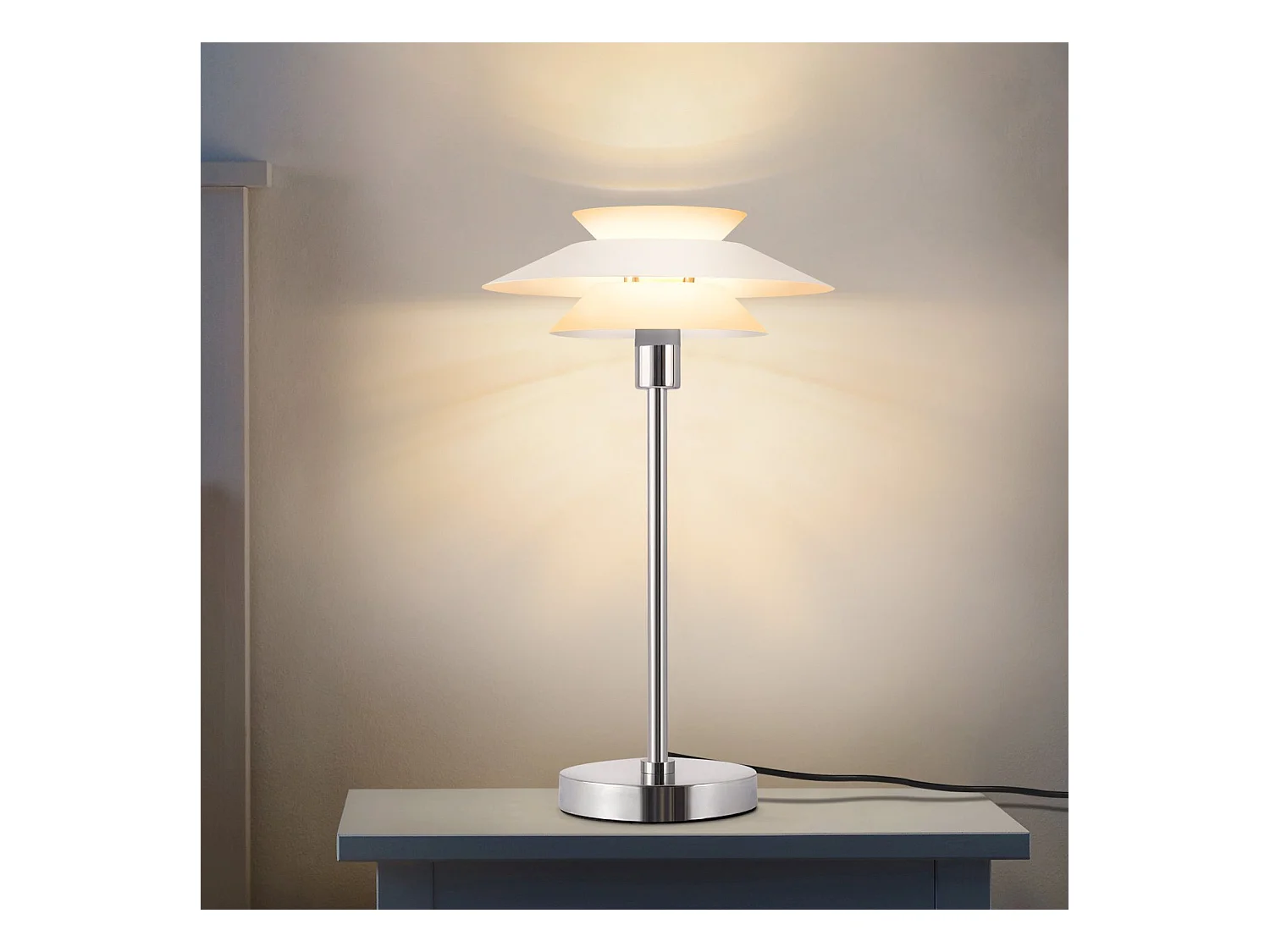 NETTLIFE Lampe de table pour salon - Design moderne blanc, lampe de chevet vintage E14 avec 1 lumière  - Sans ampoule (Max. 40W).