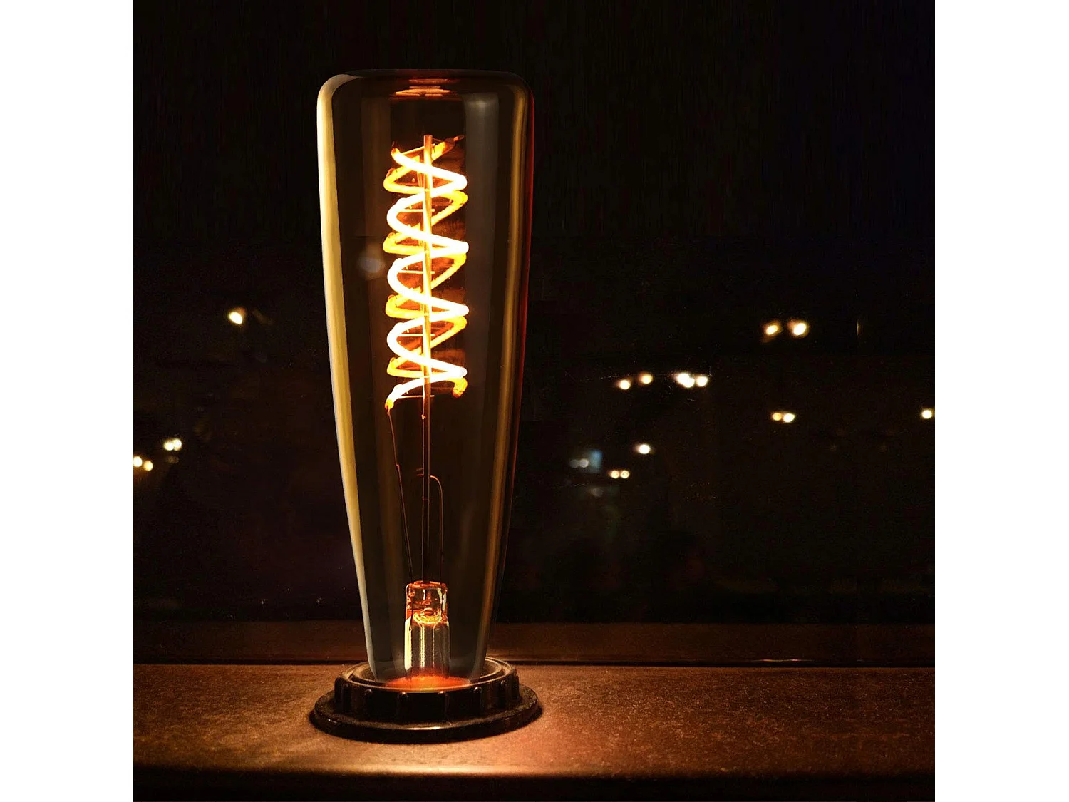 NETTLIFE E27 LED Retro żarówka edisona 4W kształt butelki wina ciepły biały 2200K złoty kolor dekoracyjna żarówka spiralna do